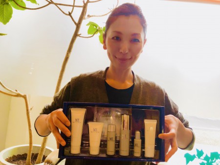 23FAE6B1-5D82-421B-9C43-6E355BB1BA59