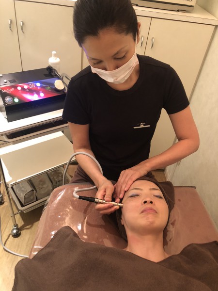 96F1B0D8-67EB-4330-88C3-64578F634211